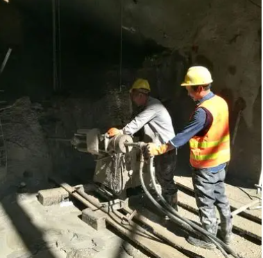 静宁水下抗分散灌浆料特点 水下不分散注浆料介绍